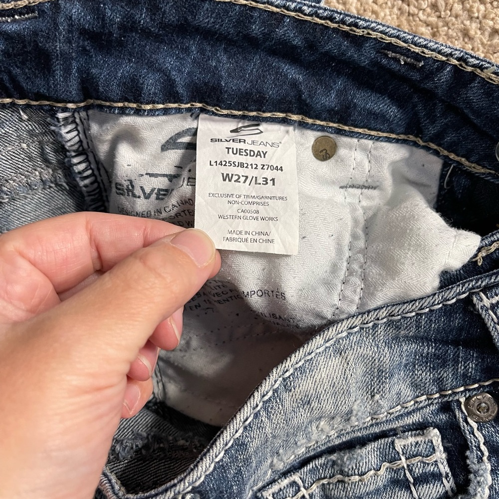 Silver Brand Ladies Distressed Bootcut Jeans Size 27 - Picture 3 of 5